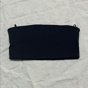 Aritzia Contour Black Top